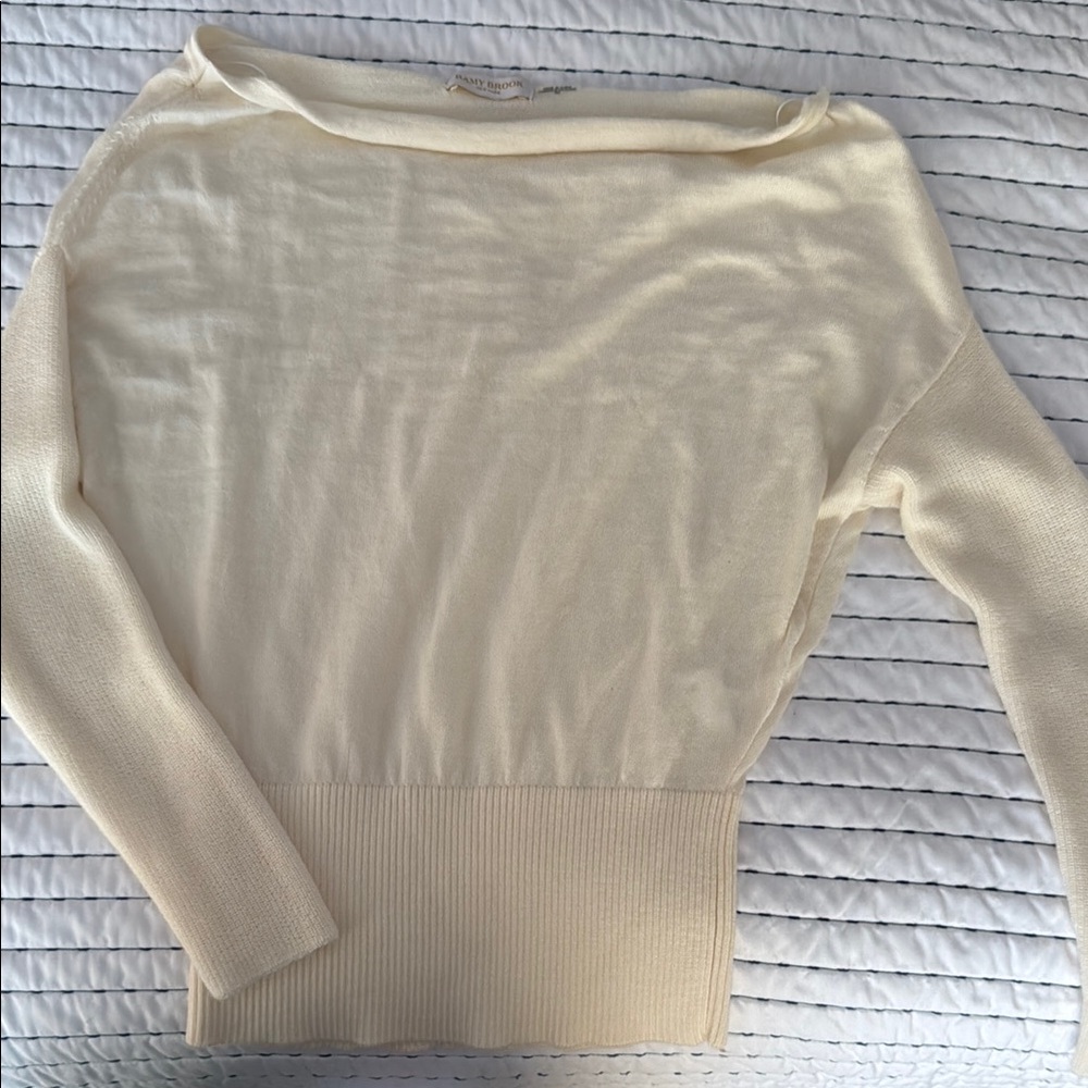 Elegant Cream Women's Sweater